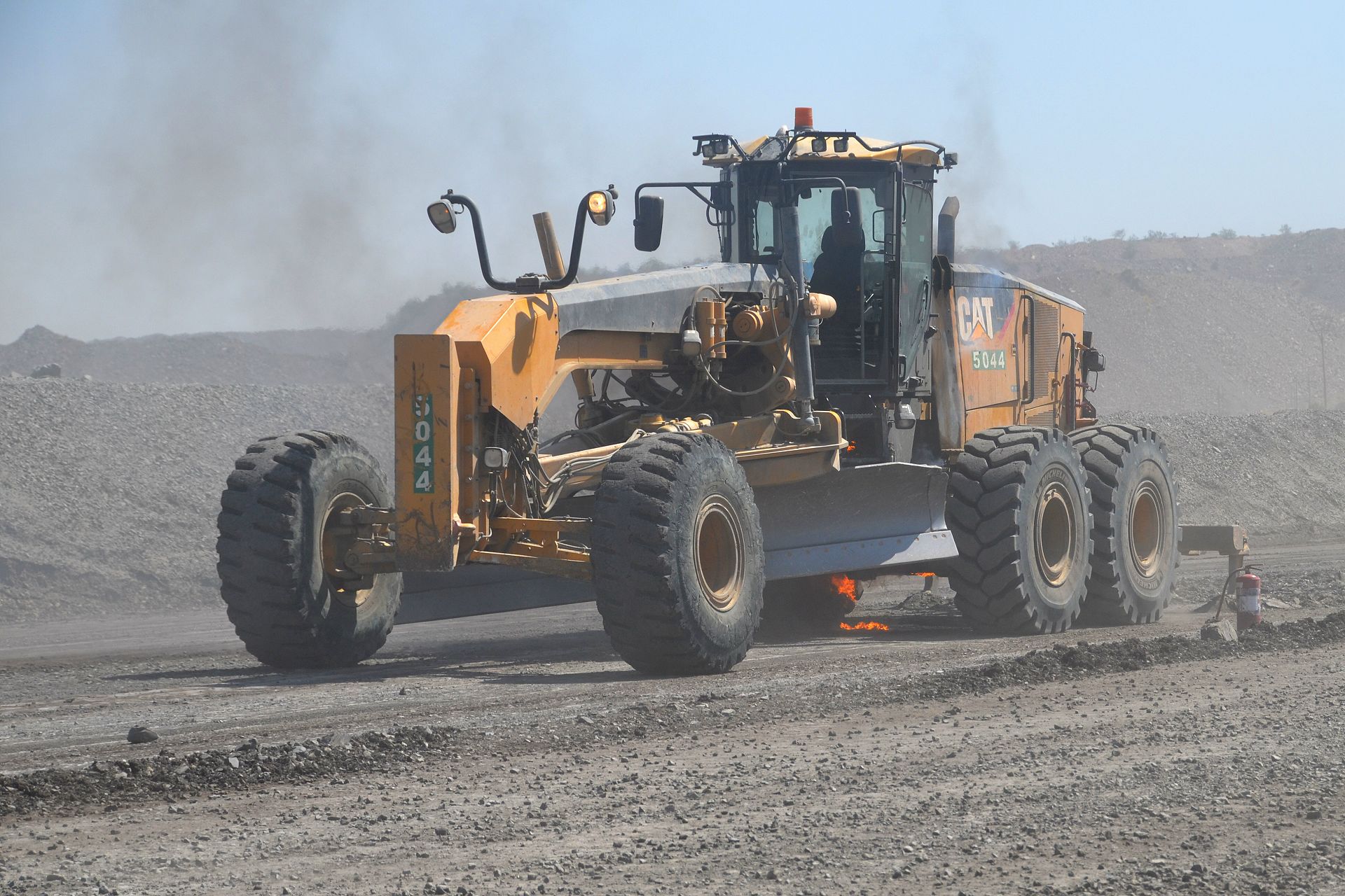 Start o fire in grader